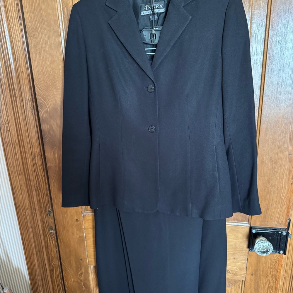 Casual Corner Black Women's 3 piece Suit with Jacket, Skirt, and trousers.